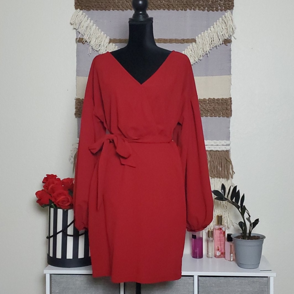V neck body on dress